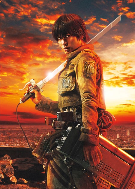 実写 進撃の巨人 冒頭をgyao で独占公開 三浦春馬ら出演の特番 コミックナタリー