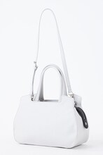 「金木研モデルハンドバッグ ハンドバッグ 東京喰種」 (c)石田スイ/集英社・東京喰種製作委員会