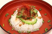 海人酒房の「ゴーヤみそ茶漬け」。