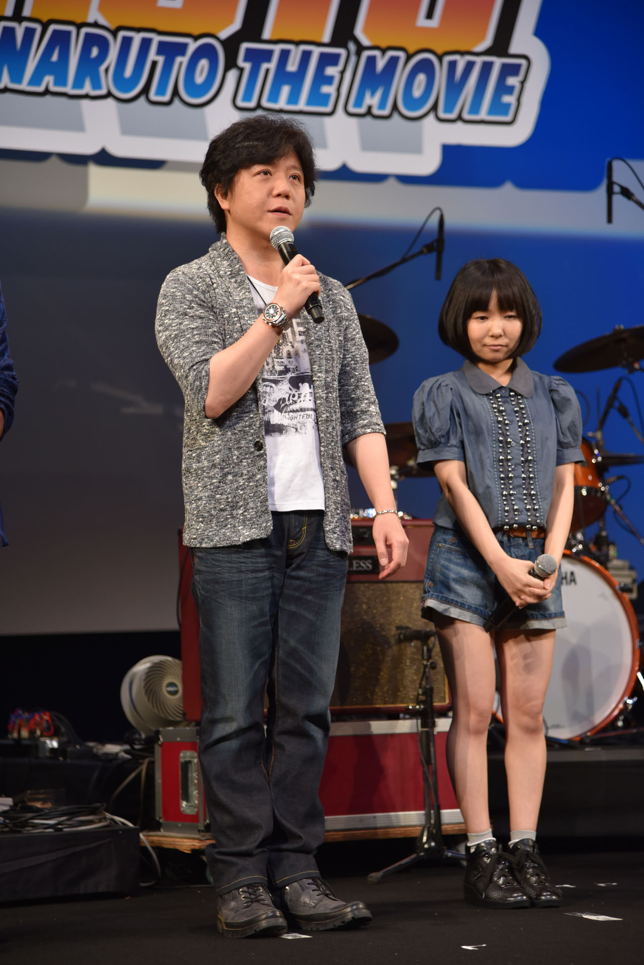 左から杉山紀彰、菊池こころ。