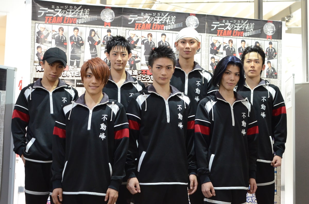 テニミュ 不動峰が主役のライブ開幕 過去曲も交えパッション全開 コミックナタリー