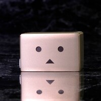 「完全変形ダンボー Gold Ver.」(c)KIYOHIKO AZUMA/YOTUBA SUTAZIO