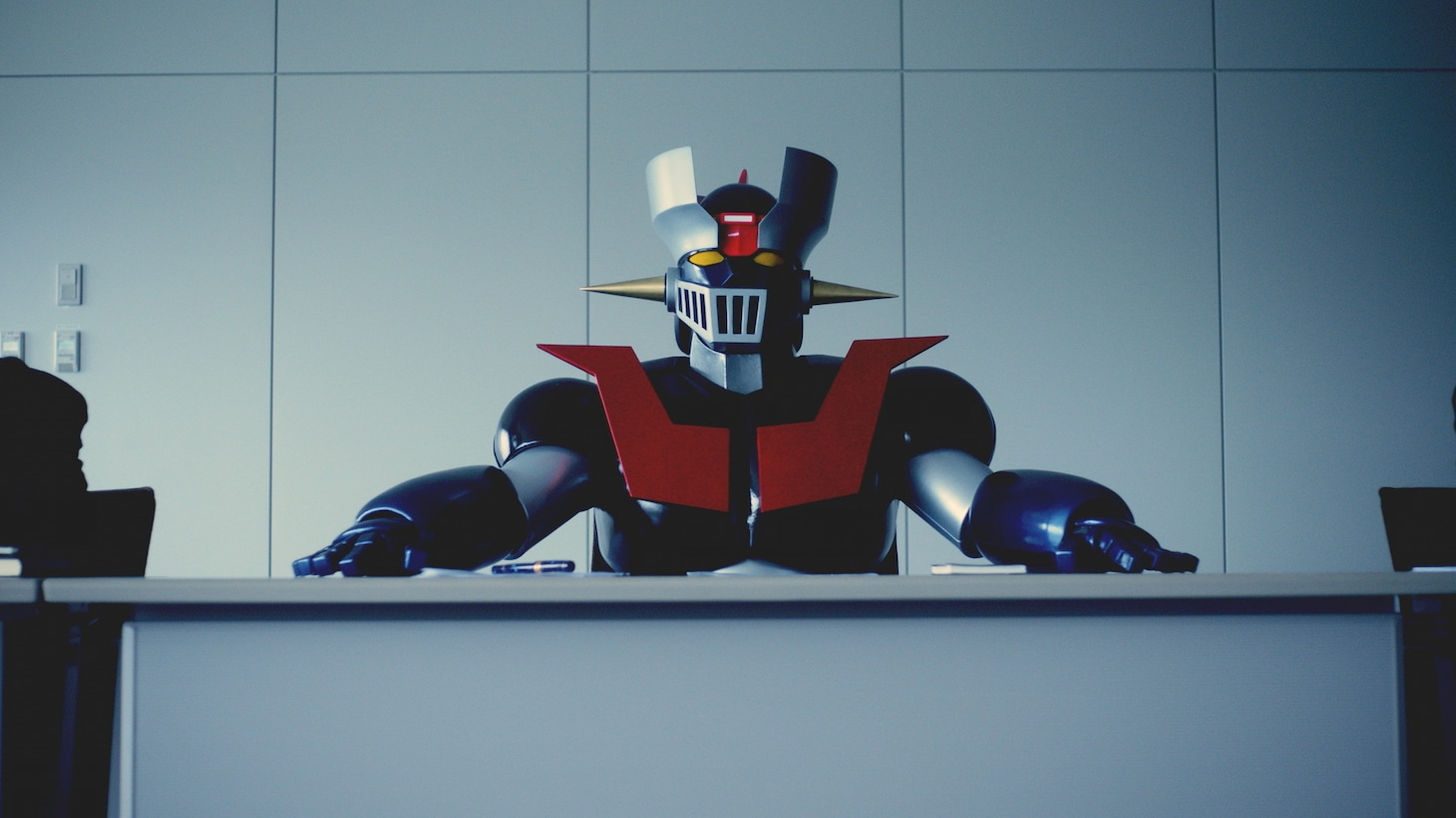 動画「「マジンガー課長　～ セカンドライフへ、マジンゴー！～」より。(c)GO NAGAI DYNAMIC PLANNING