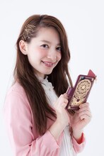 「クロウカードの本ブック型スマートフォンケース（6用）」(c)CLAMP・ShigatsuTsuitachi　CO.,LTD.／講談社