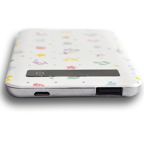 モバイルバッテリー (c)あさのますみ・畑健二郎/イヤホンズ応援団