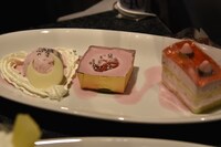 「スモール・レディの幸せアイスカタラーナ」