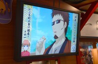 「カフェ＆バー CHARACRO feat. 銀魂」店内に設置されたディスプレイのひとつ。