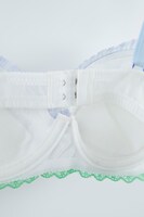 「ヱヴァンゲリヲン新劇場版」ランジェリーセットの綾波レイモデル。