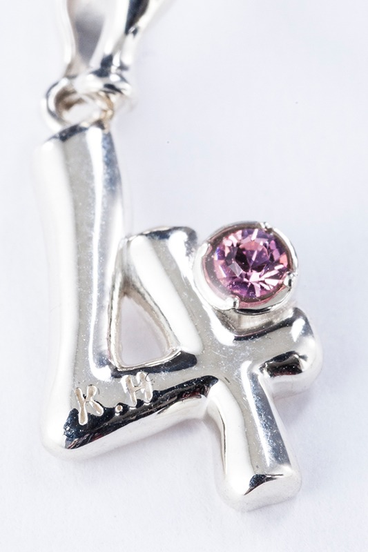 春市のペンダントトップ。