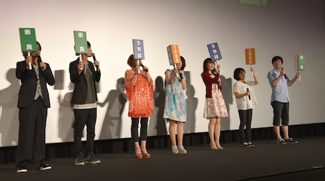 入りたい家庭について回答する出演者。