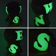 「ヴァリアーツ ドラえもん 089」「ヴァリアーツ ドラえもん 090」はいずれも蓄光素材。