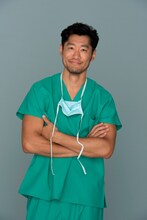 加瀬宏役の平山祐介