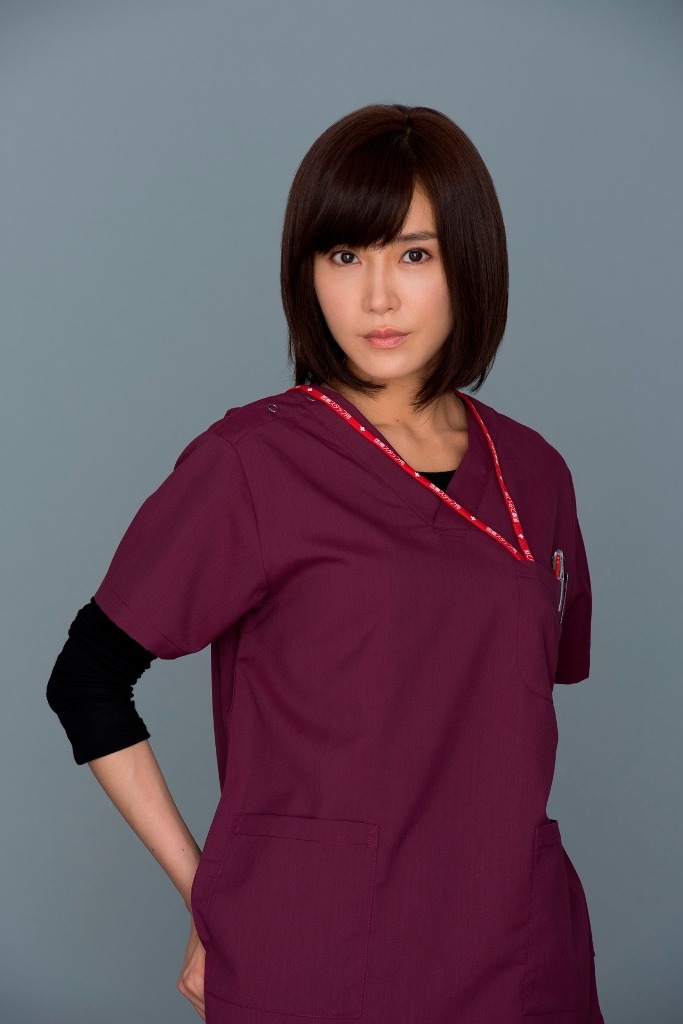 新井恵美役の山口紗弥加