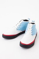 銀時モデルのスニーカー。