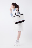 銀時モデルのグッズ着用イメージ。