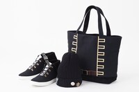 土方モデルのグッズ。