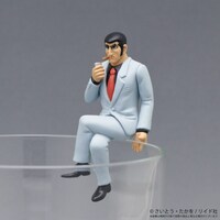 「座るゴルゴ」