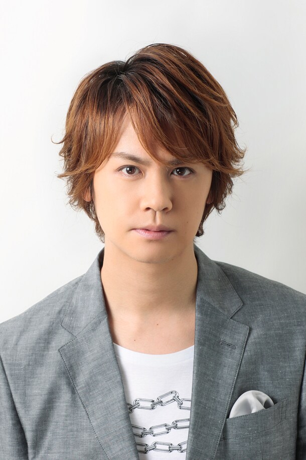 松駒くん役を演じる浦井健治。