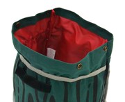 エースのボディバッグ