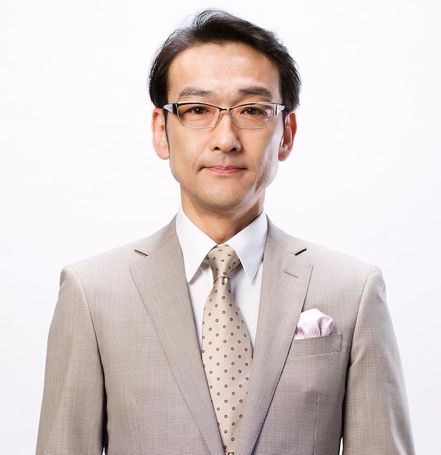 佐々木和男役を演じる吹越満。