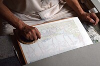 「ドラえもん 浮世絵木版画（富嶽三十六景 程ヶ谷）」制作の様子。