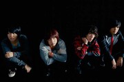 オープニングテーマを手がけるKANA-BOON。