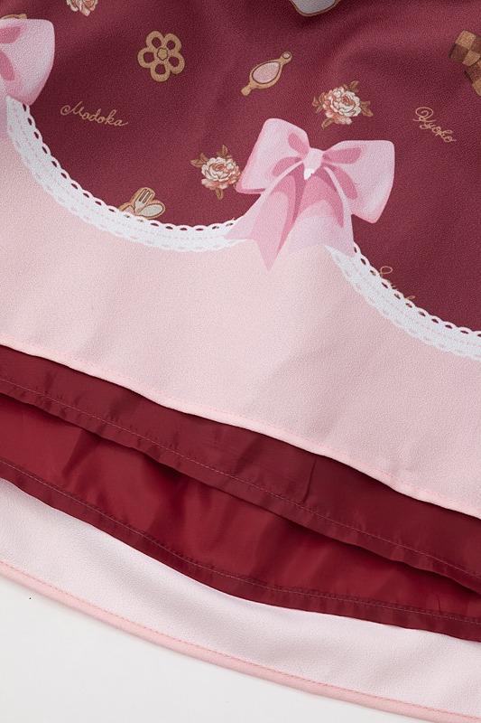 「クッキーリボンワンピース」のボルドー。