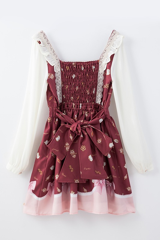 「クッキーリボンワンピース」のボルドー。