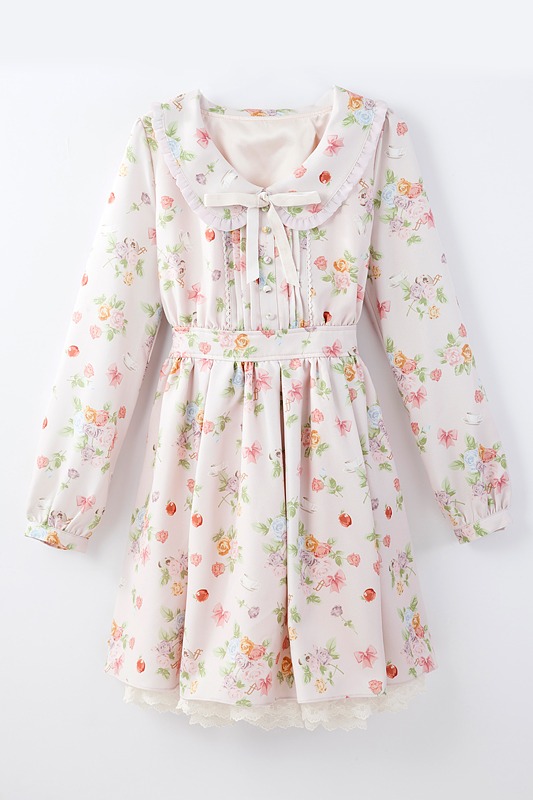 ローズワンピースのピンクベージュ。