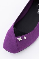 4年生モデルのパンプス。