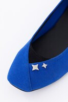 5年生モデルのパンプス。