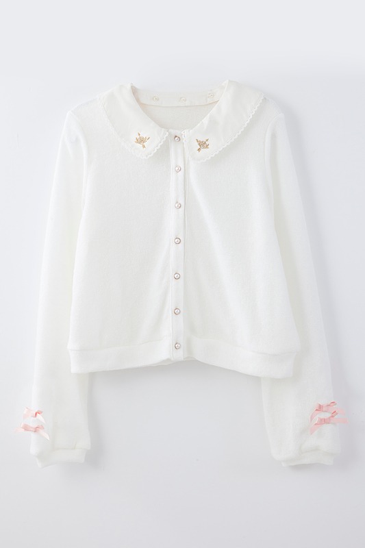 「襟付きカーディガン」のホワイト。