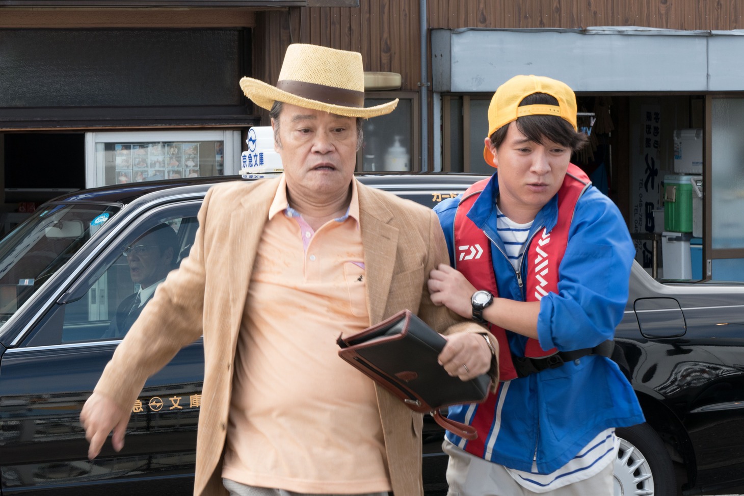 「釣りバカ日誌～新入社員 浜崎伝助～」の場面写真。