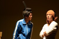 「増田こうすけ劇場 ギャグマンガ日和」公開稽古の様子。