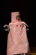 「増田こうすけ劇場 ギャグマンガ日和」公開稽古の様子。