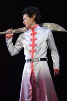 畠山遼演じる独角ジ。