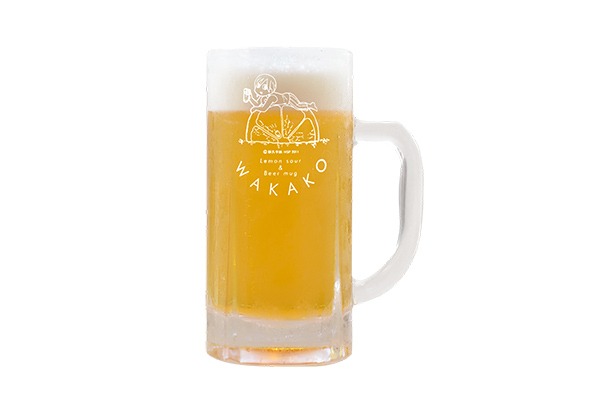 「ゼノン4大グルメ漫画フェア」賞品「ワカコ酒」の「特製レモンサワー＆ビアジョッキ」。