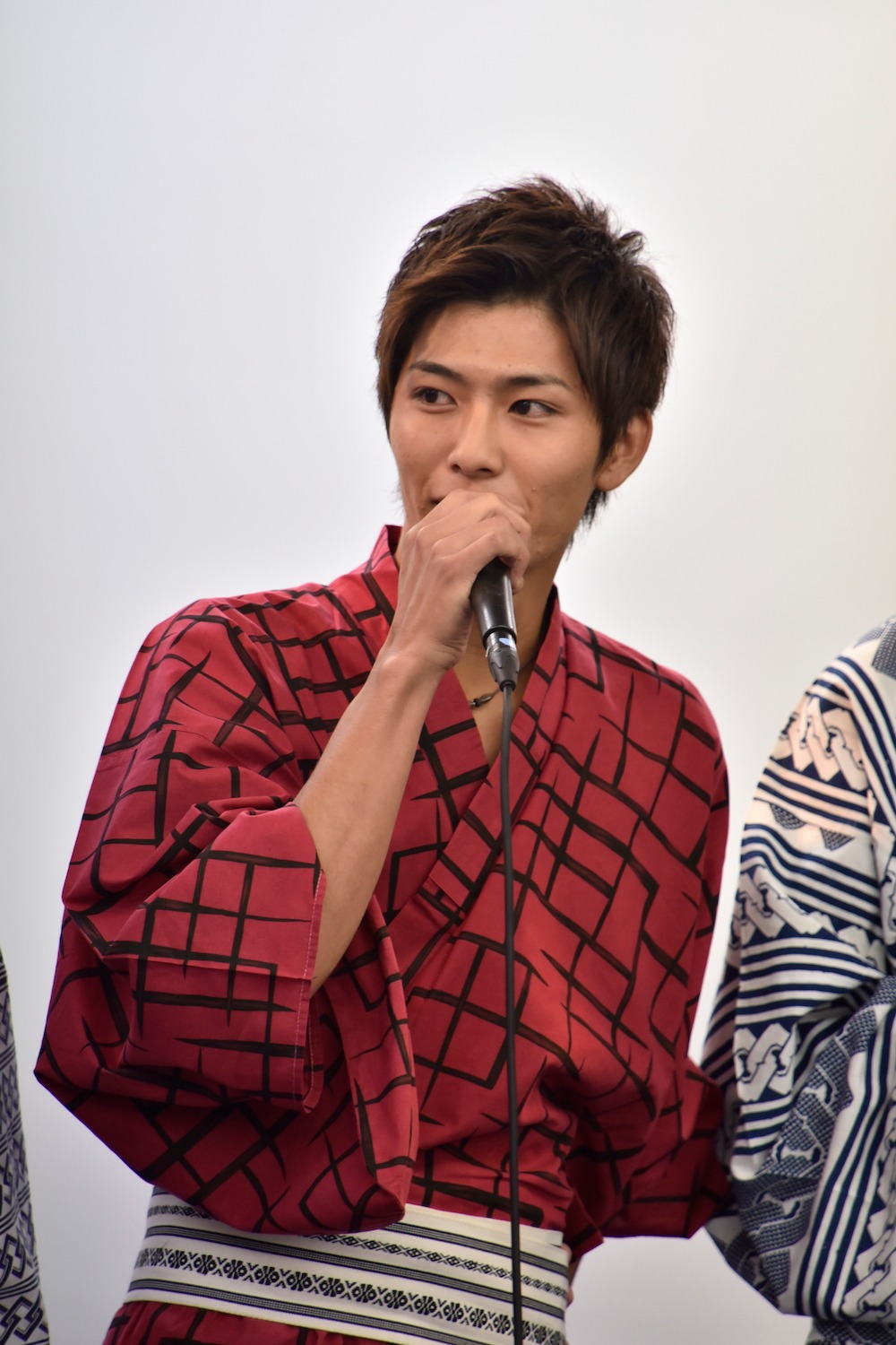 西川俊介