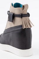 ウォリック・アルカンジェロモデルインヒールスニーカー