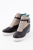 ウォリック・アルカンジェロモデルインヒールスニーカー