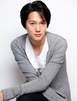 フランス役：寿里