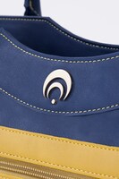 三日月宗近モデルのバッグ。