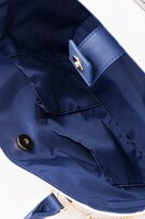 鶴丸国永モデルのバッグ。