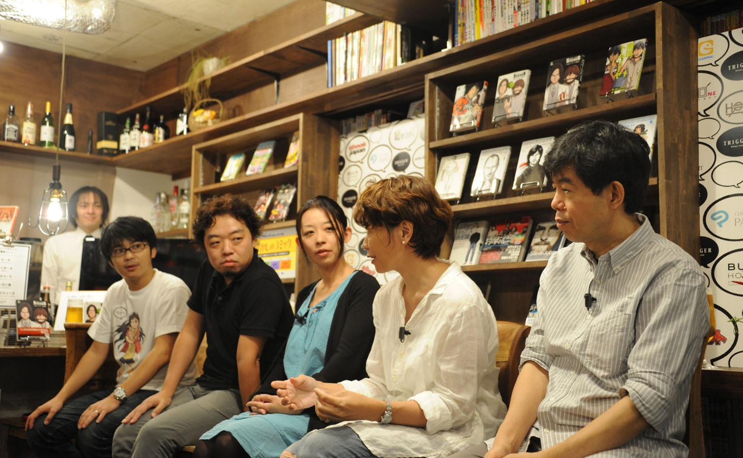 （左から）小林琢磨、うめの小沢高広、うめの妹尾朝子、ヤマザキマリ、松永肇一。