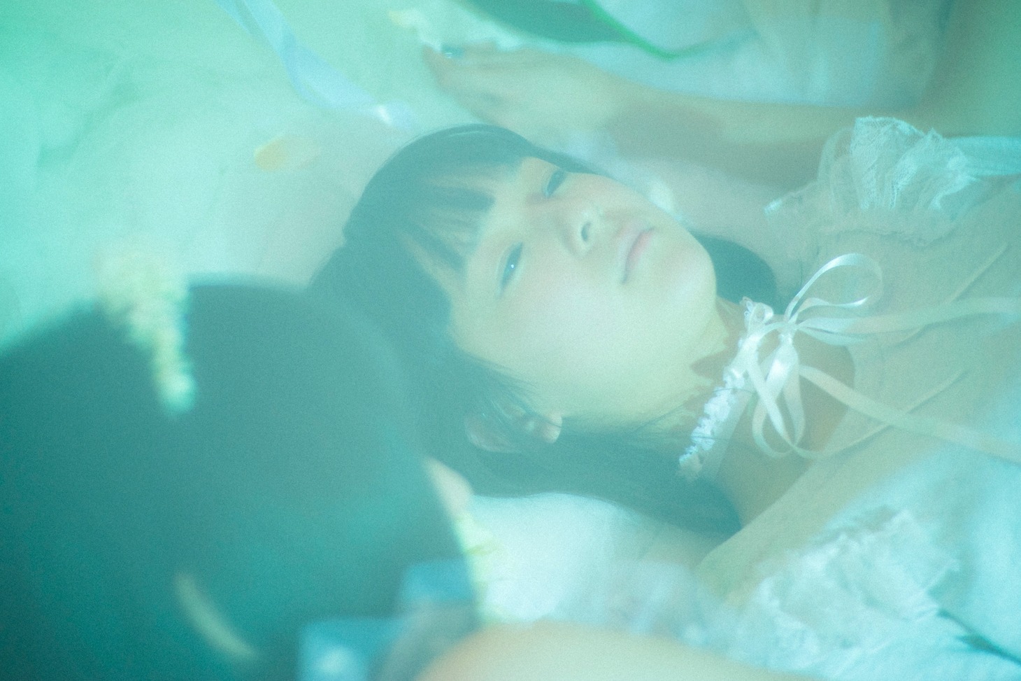「レイニー＆アイロニーの少女コレクション」場面写真。