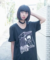 「VV限定 押切蓮介 ピコピコ少年Tシャツ ブラック」 (C)押切蓮介/太田出版  モデル:三嵜みさと（drop）