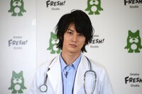 クールなツンデレ医者を演じた太田基裕。