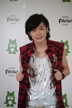 キュートな小悪魔アイドルを演じた鳥越裕貴。