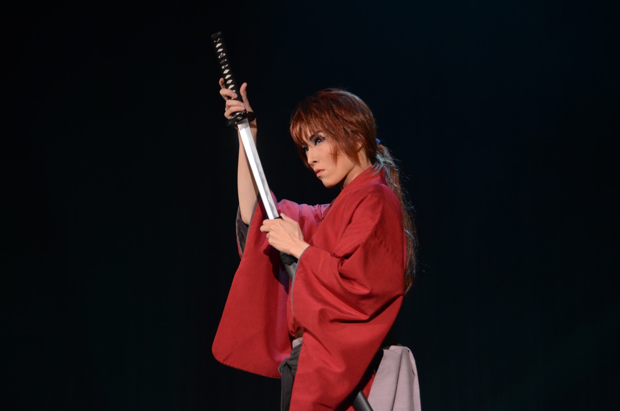 早霧せいな演じる緋村剣心。