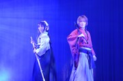 咲妃みゆ演じる神谷薫と早霧せいな演じる緋村剣心。